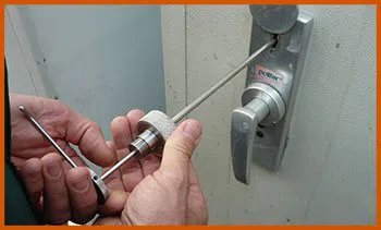 San Carlos Locksmiths San Carlos, CA 650-480-6017 - 5-lock-opening